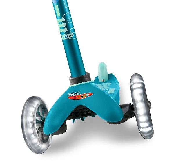 Mini Micro Deluxe LED Scooter - Aqua 4 Mini Micro Deluxe LED Scooter - Aqua - Image 2