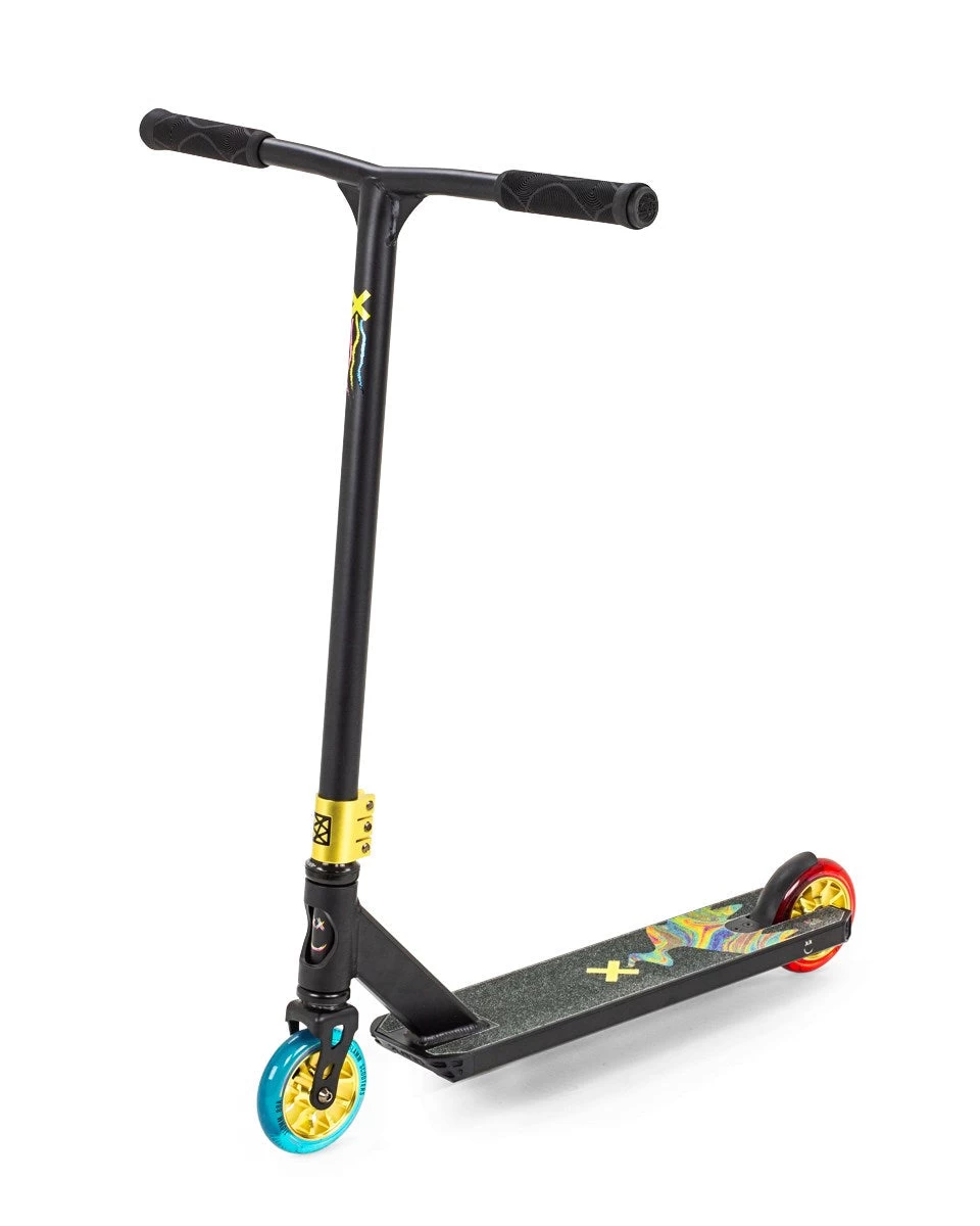 Slamm X Edition Stunt Scooter - Black/Gold 3 Slamm X Edition Stunt Scooter - Black/Gold